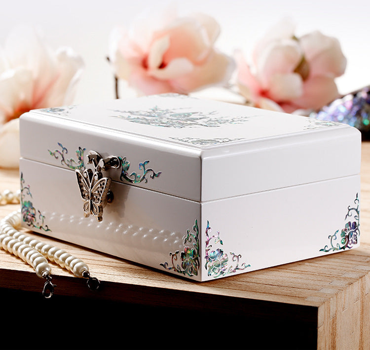 White wooden watch accessories